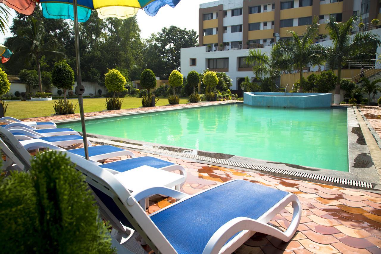 Kamlesh Continental Hotel Angul Exterior photo